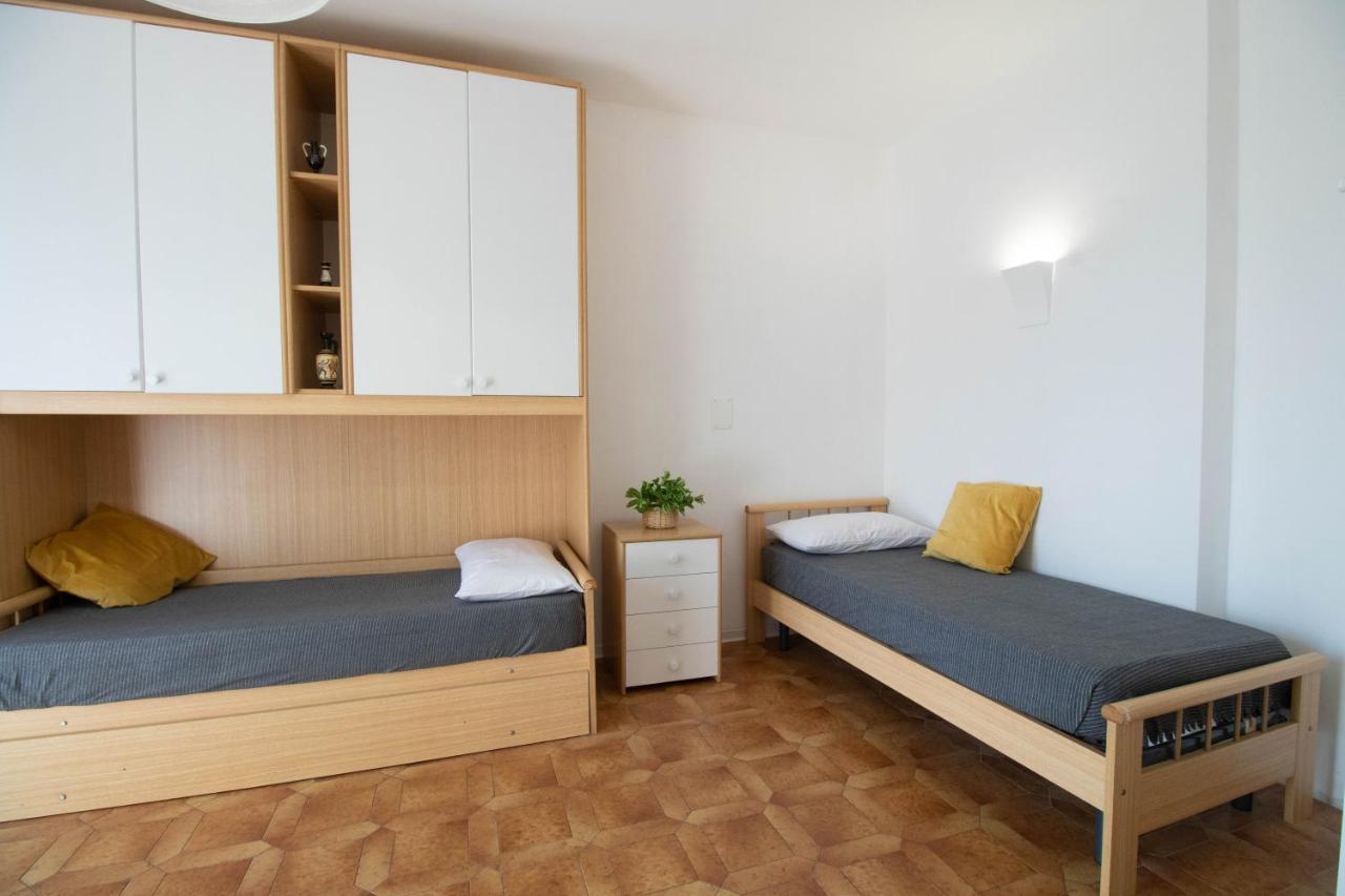 Luminoso Appartamento Con Ampia Terrazza 圣巴特罗摩艾美尔 外观 照片